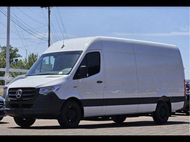 BUY MERCEDES-BENZ ESPRINTER 2500 CARGO 170 WB 2024 ESPRINTER 2500 CARGO 170 WB, EV BIDDER